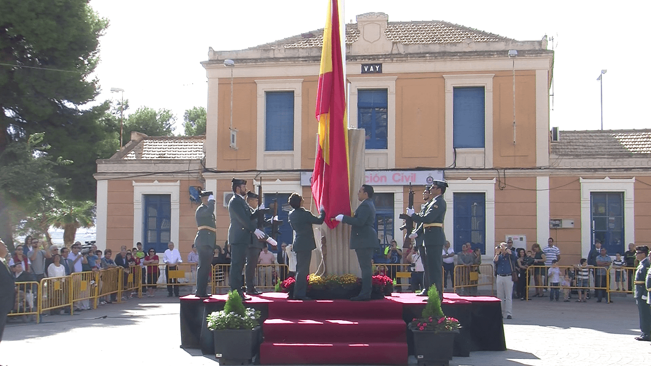 izado_bandera