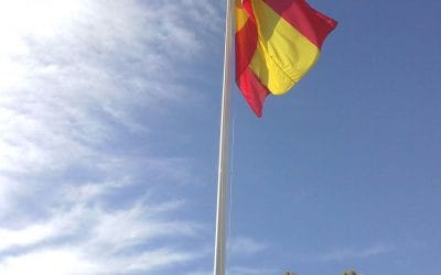 El PP de Jumilla inicia una campaña de recogida de firmas para que la bandera de España vuelva a ondear en el Paseo del Poeta Lorenzo Guardiola