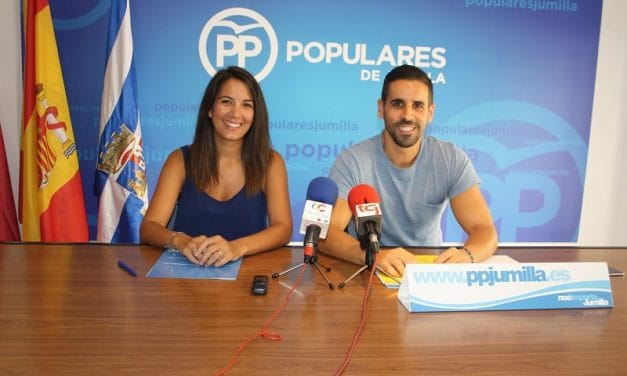 El grupo municipal del Partido Popular califica de “nefasta” la gestión de la concejalía de festejos en la programación de la feria.