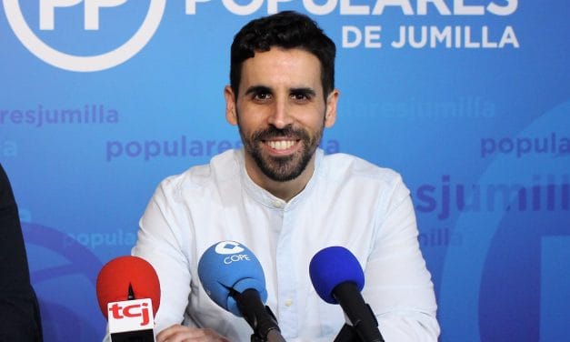 “Han querido colgarse la medalla de la victoria con este carril pero lo único que ha hecho es enfrentar a la ciudadanía y crear más descontento si cabe con este gobierno”