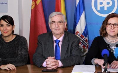 “Reto a la alcaldesa a que haga pública su nómina, a demostrar que la actual alcaldesa cobra más que el anterior”