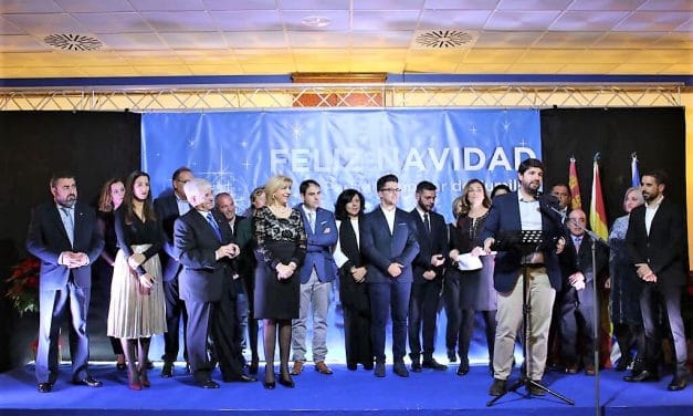 Más de un centenar de personas asisten a la II Cena de Navidad del Partido Popular de Jumilla